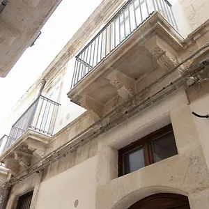 Apartment Le Grazie Romantic House By Dimore Trinacria, Syracuse
